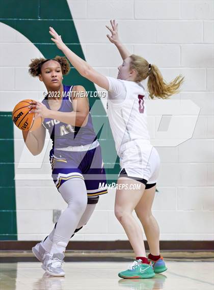 Thumbnail 2 in Guntersville vs Springville (Spartan Turkey Jam) photogallery.