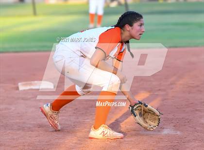 Thumbnail 3 in Williams vs San Manuel (AIA 1A Final)  photogallery.