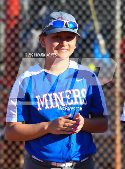 Thumbnail 2 in Williams vs San Manuel (AIA 1A Final)  photogallery.
