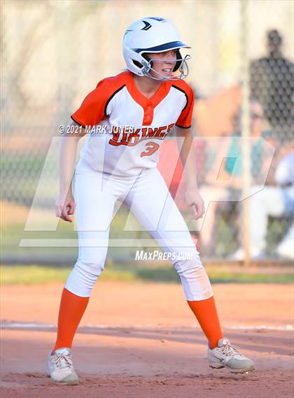 Thumbnail 2 in Williams vs San Manuel (AIA 1A Final)  photogallery.