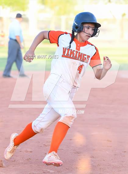 Thumbnail 2 in Williams vs San Manuel (AIA 1A Final)  photogallery.