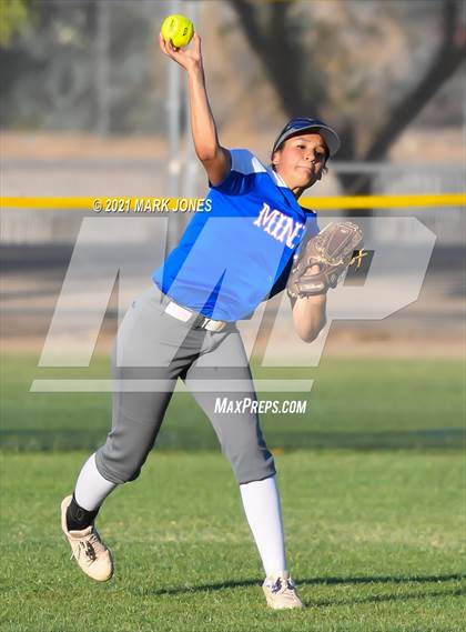Thumbnail 2 in Williams vs San Manuel (AIA 1A Final)  photogallery.