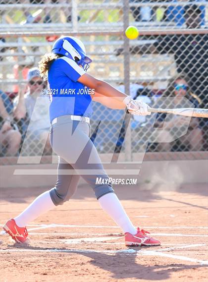 Thumbnail 3 in Williams vs San Manuel (AIA 1A Final)  photogallery.