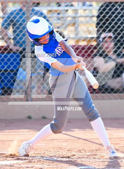 Thumbnail 2 in Williams vs San Manuel (AIA 1A Final)  photogallery.