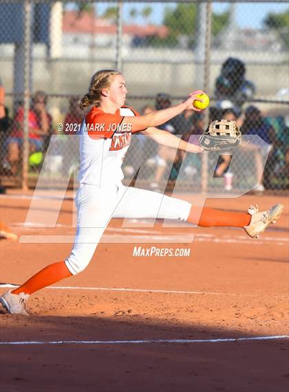Thumbnail 3 in Williams vs San Manuel (AIA 1A Final)  photogallery.