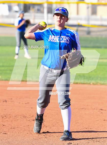 Thumbnail 3 in Williams vs San Manuel (AIA 1A Final)  photogallery.