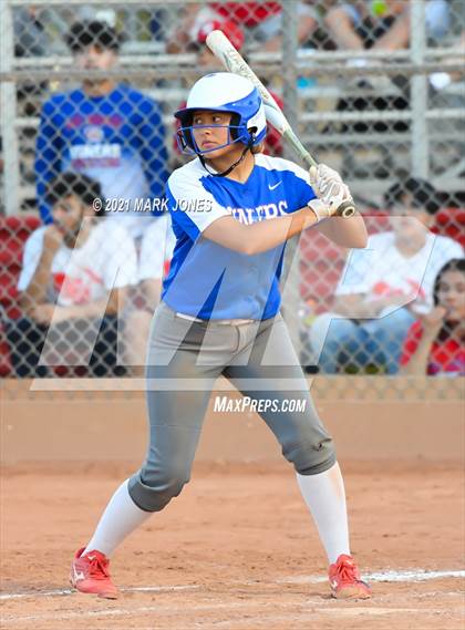 Thumbnail 2 in Williams vs San Manuel (AIA 1A Final)  photogallery.