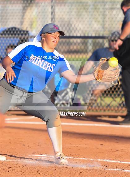 Thumbnail 3 in Williams vs San Manuel (AIA 1A Final)  photogallery.