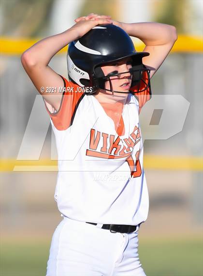 Thumbnail 2 in Williams vs San Manuel (AIA 1A Final)  photogallery.