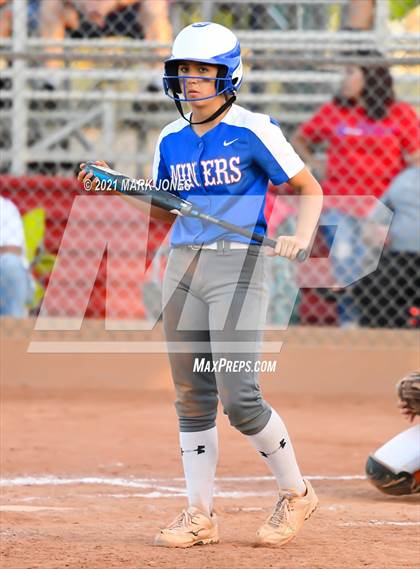 Thumbnail 2 in Williams vs San Manuel (AIA 1A Final)  photogallery.