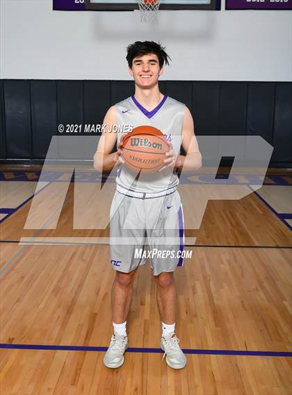 Thumbnail 1 in Northwest Christian - Team Pictures photogallery.