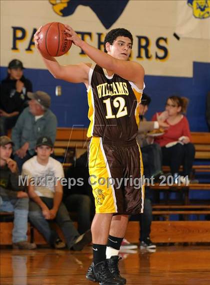 Thumbnail 3 in Williams vs. Faith Christian (Irene Wells Memorial Invitational) photogallery.