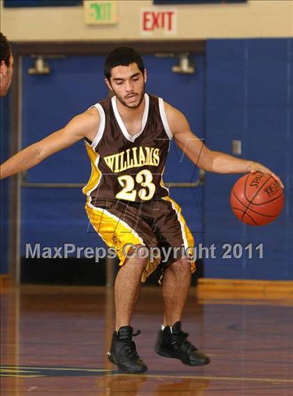 Thumbnail 3 in Williams vs. Faith Christian (Irene Wells Memorial Invitational) photogallery.