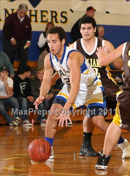 Thumbnail 2 in Williams vs. Faith Christian (Irene Wells Memorial Invitational) photogallery.