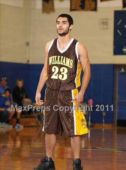 Thumbnail 3 in Williams vs. Faith Christian (Irene Wells Memorial Invitational) photogallery.
