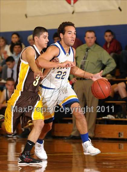 Thumbnail 1 in Williams vs. Faith Christian (Irene Wells Memorial Invitational) photogallery.