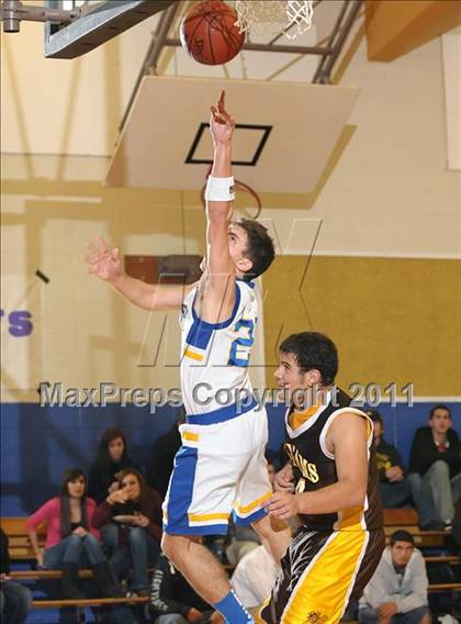 Thumbnail 1 in Williams vs. Faith Christian (Irene Wells Memorial Invitational) photogallery.