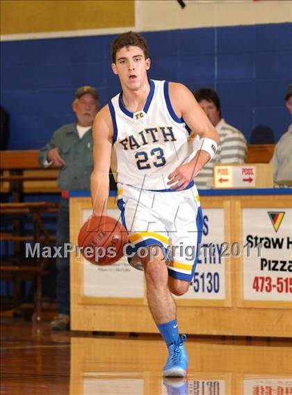 Thumbnail 2 in Williams vs. Faith Christian (Irene Wells Memorial Invitational) photogallery.