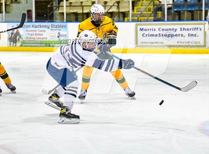 Thumbnail 2 in Chatham @ Morris Knolls (Mennen Cup Semi Final) photogallery.