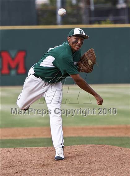 Thumbnail 2 in Grossmont vs. Helix (CIF SDS D2 Final) photogallery.