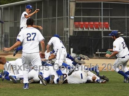 Thumbnail 2 in Grossmont vs. Helix (CIF SDS D2 Final) photogallery.