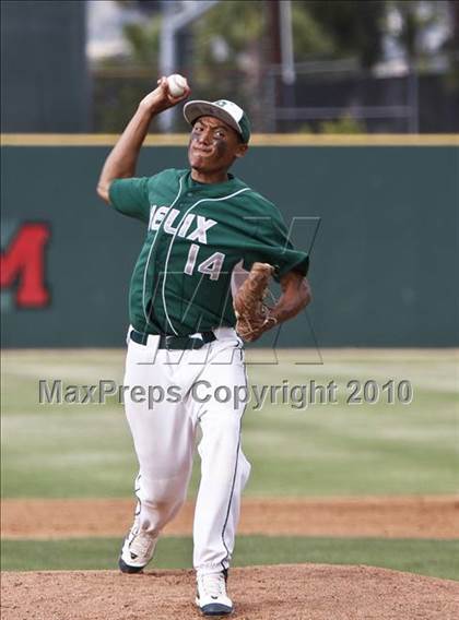 Thumbnail 1 in Grossmont vs. Helix (CIF SDS D2 Final) photogallery.