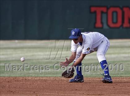 Thumbnail 2 in Grossmont vs. Helix (CIF SDS D2 Final) photogallery.