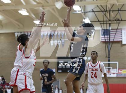 Thumbnail 1 in Antelope vs. Inderkum photogallery.
