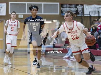 Thumbnail 1 in Antelope vs. Inderkum photogallery.
