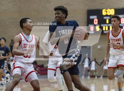 Thumbnail 2 in Antelope vs. Inderkum photogallery.