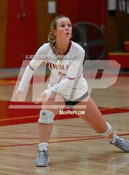 Thumbnail 3 in Analy @ Cardinal Newman photogallery.