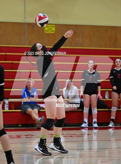 Thumbnail 3 in Analy @ Cardinal Newman photogallery.