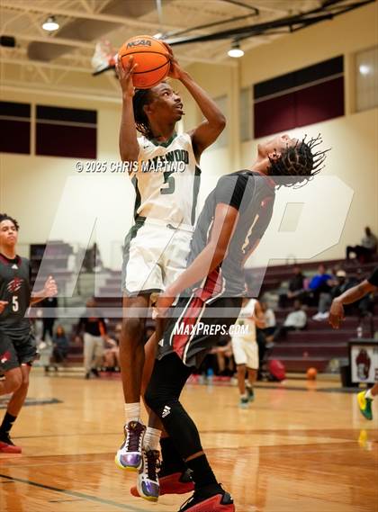 Thumbnail 3 in Fox Creek vs Lakewood (Cayce Roundball Classic) photogallery.