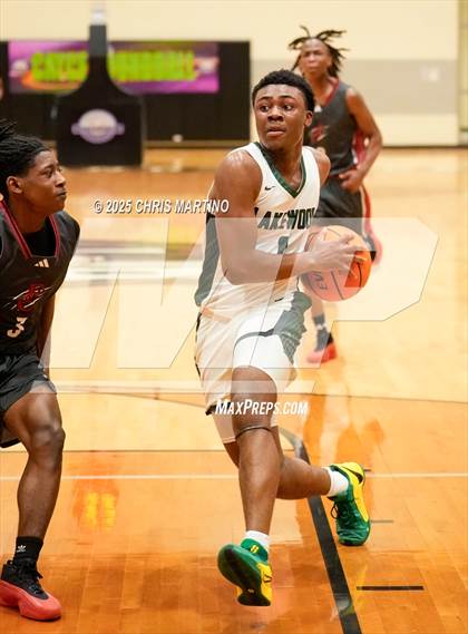 Thumbnail 2 in Fox Creek vs Lakewood (Cayce Roundball Classic) photogallery.