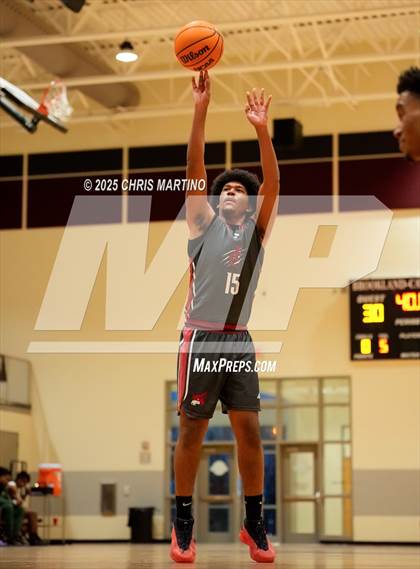 Thumbnail 3 in Fox Creek vs Lakewood (Cayce Roundball Classic) photogallery.