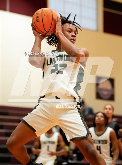 Thumbnail 3 in Fox Creek vs Lakewood (Cayce Roundball Classic) photogallery.