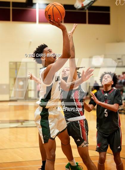 Thumbnail 2 in Fox Creek vs Lakewood (Cayce Roundball Classic) photogallery.