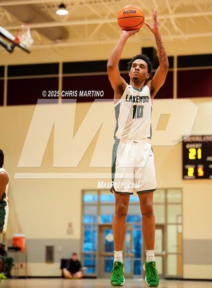 Thumbnail 2 in Fox Creek vs Lakewood (Cayce Roundball Classic) photogallery.