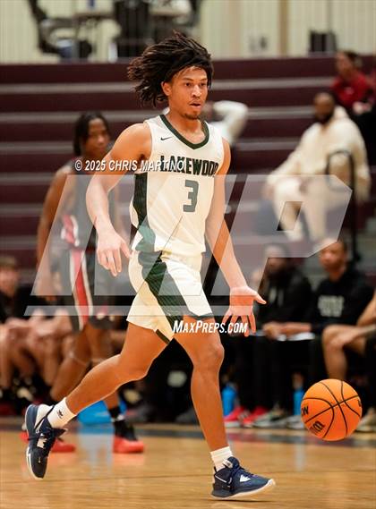 Thumbnail 1 in Fox Creek vs Lakewood (Cayce Roundball Classic) photogallery.