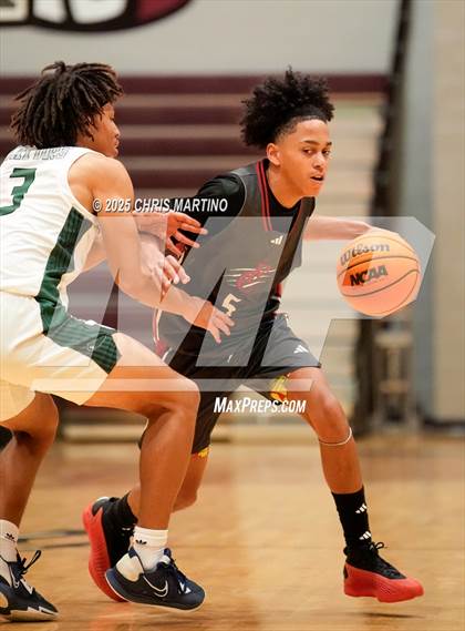 Thumbnail 1 in Fox Creek vs Lakewood (Cayce Roundball Classic) photogallery.