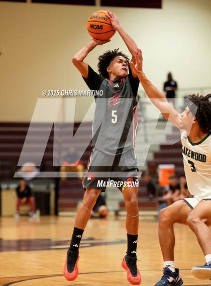Thumbnail 1 in Fox Creek vs Lakewood (Cayce Roundball Classic) photogallery.