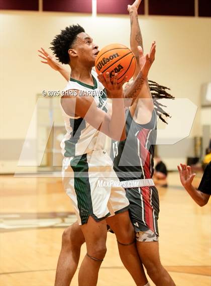 Thumbnail 1 in Fox Creek vs Lakewood (Cayce Roundball Classic) photogallery.