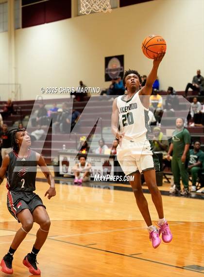Thumbnail 2 in Fox Creek vs Lakewood (Cayce Roundball Classic) photogallery.
