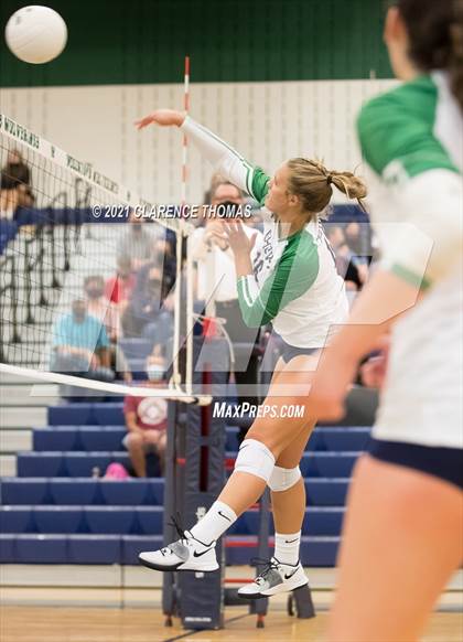 Thumbnail 3 in Chantilly @ Woodgrove photogallery.