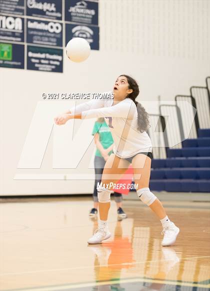 Thumbnail 3 in Chantilly @ Woodgrove photogallery.