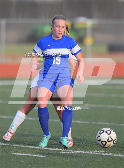 Thumbnail 2 in McPherson vs Andover photogallery.