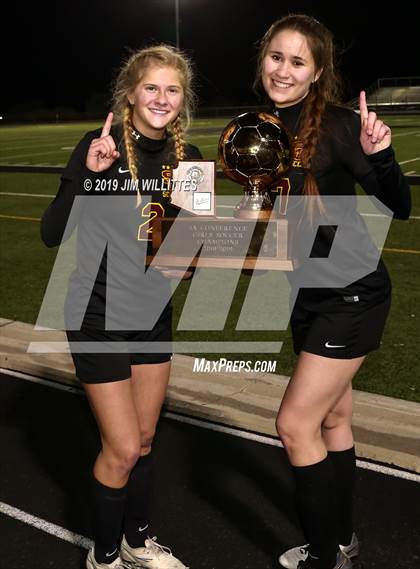 Thumbnail 3 in Catalina Foothills vs. Salpointe Catholic (AIA 4A Final Award Photos) photogallery.