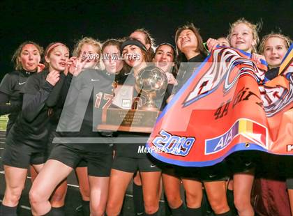 Thumbnail 1 in Catalina Foothills vs. Salpointe Catholic (AIA 4A Final Award Photos) photogallery.