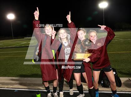 Thumbnail 1 in Catalina Foothills vs. Salpointe Catholic (AIA 4A Final Award Photos) photogallery.
