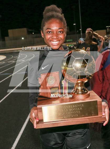 Thumbnail 3 in Catalina Foothills vs. Salpointe Catholic (AIA 4A Final Award Photos) photogallery.